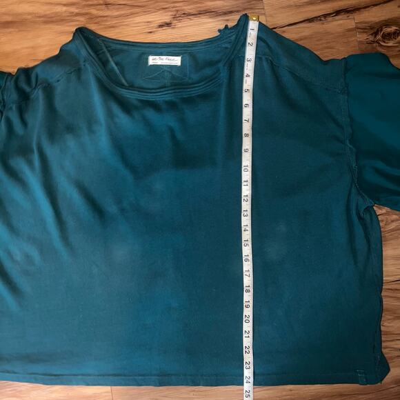 Green We The Free Free People Blossom Boxy Puff Sleeve Top Size Medium - Picture 7 of 9